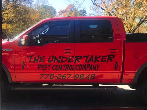 theundertakerpestcontrolcompany.com Image