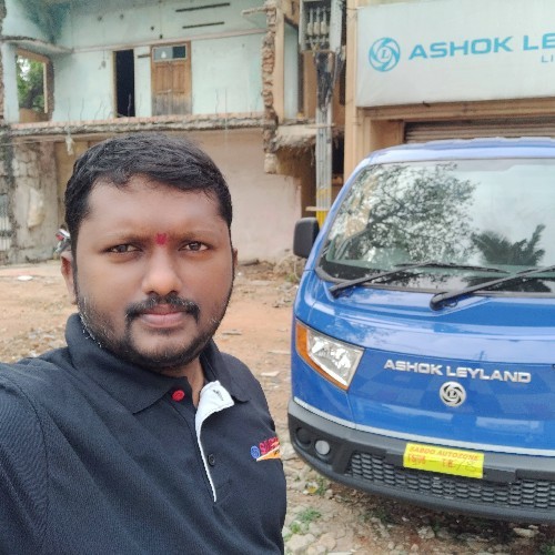 ashokleylanddosttruckshowroom.com Image