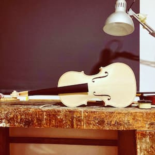 nzluthier.com Image